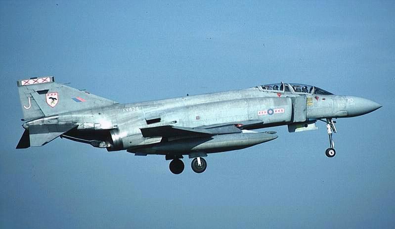 EJECTING! ONE MAN'S ACCOUNT OF HIS EJECTION FROM A PHANTOM FGR2 AIRCRAFT