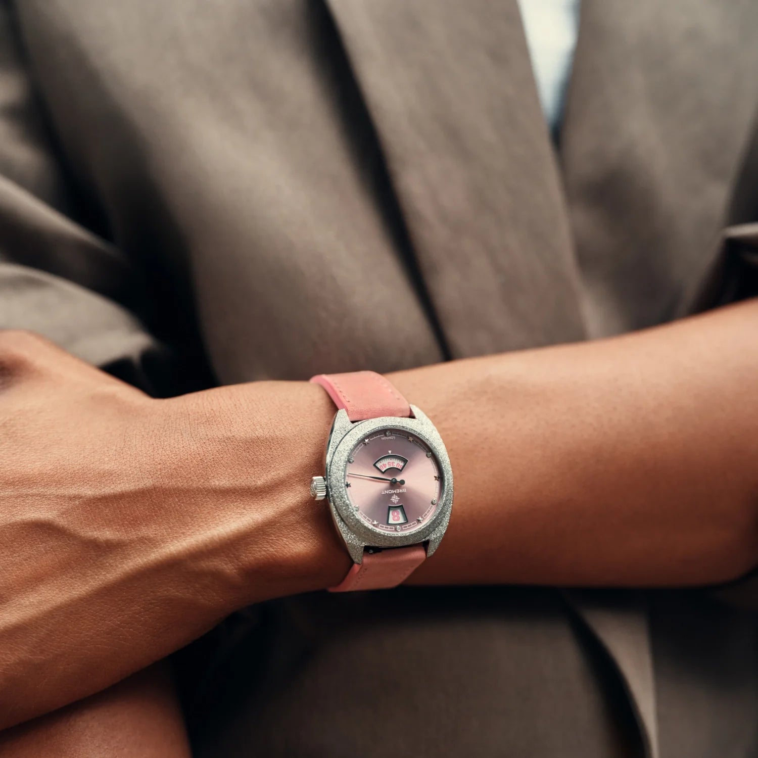 Terra Nova 35mm Jumping Hour Frosted Pink Leather Strap